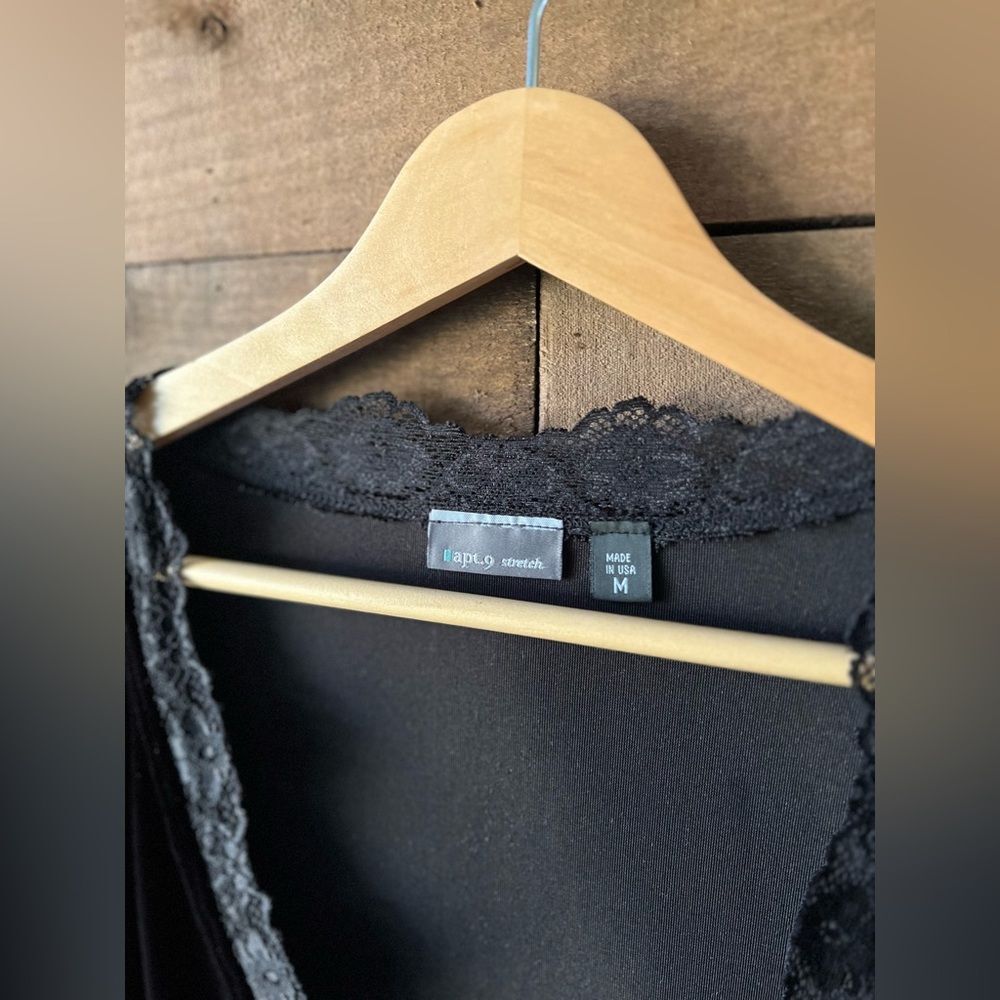 Vintage Black Velvet Wrap Dress Lace Trim Midi Apt. 9 Made USA Size M - Picture 4 of 6